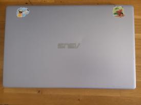 Asus VivoBook i7(10gen) מחשב נייד יד שניה