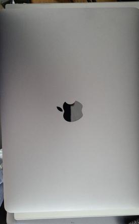 MacBook Pro 2017 + TOUCH BAR מחשב נייד יד שניה